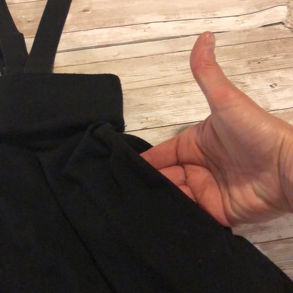 Hot Topic, black jersey circle skirt w/adjustable suspenders - junior size SM - Picture 9 of 16